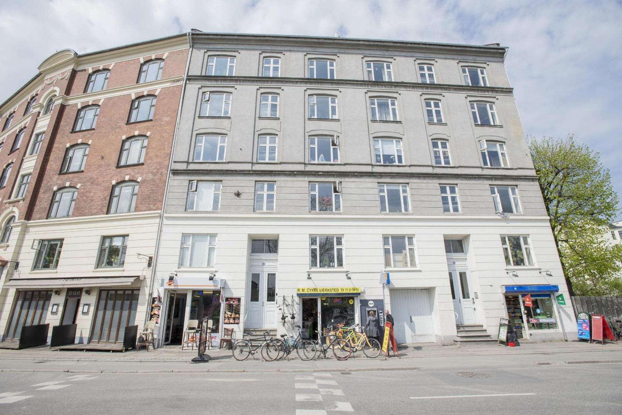 Fantastic 1-bed In Christians Harbour Lägenhet